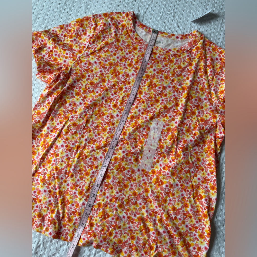 Old Navy Colorful Floral Tee - Picture 4 of 8